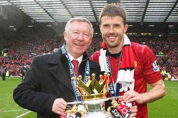 Sir Alex Ferguson spotted having two-hour chat with Michael Carrick after Man Utd defeat