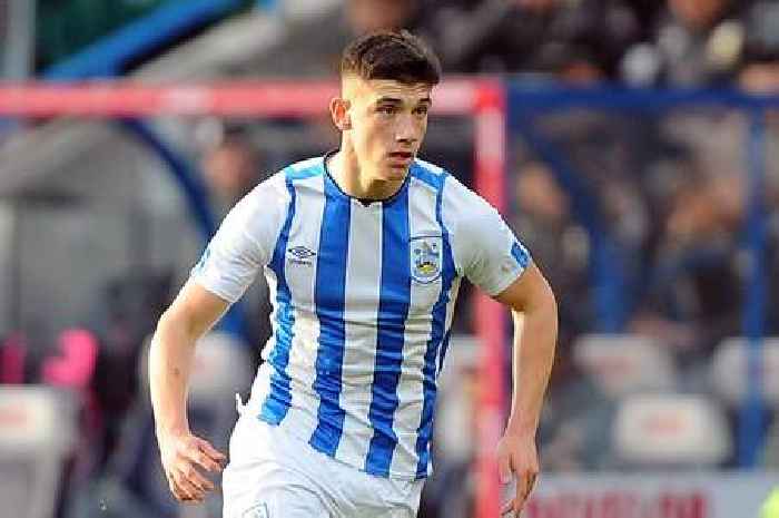 'Very useful' - Port Vale boss delighted to sign Huddersfield striker