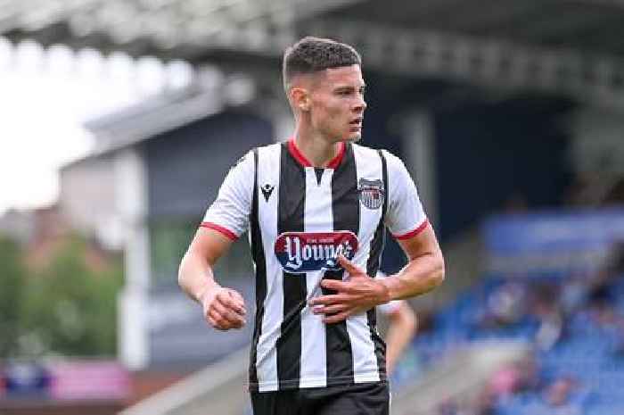 Grimsby Town's hopes of Alex Hunt transfer ended after Sheffield Wednesday sanction move