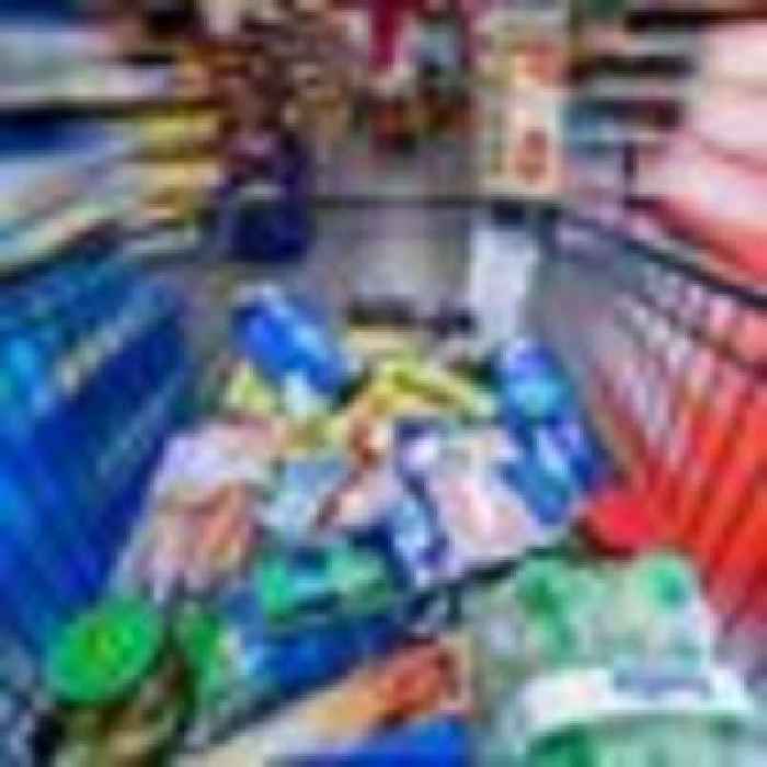Cheapest supermarket crown changes hands during 2021