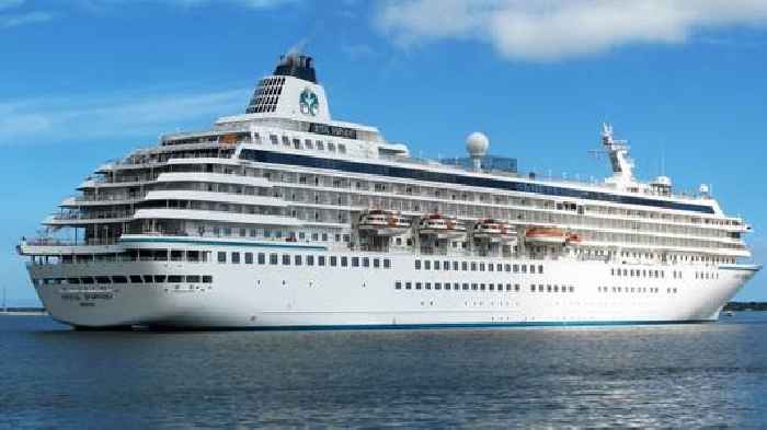 Cruise Ship Goes To Bahamas After U.S. Judge Orders Seizure