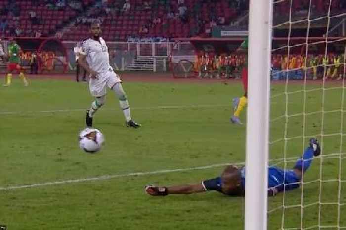 Comoros left-back playing as goalkeeper turns into 'prime Schmeichel' in AFCON thriller
