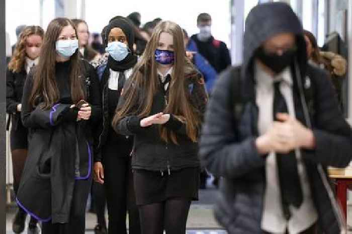 Nicola Sturgeon confirms face mask rule to continue in Scottish secondary schools
