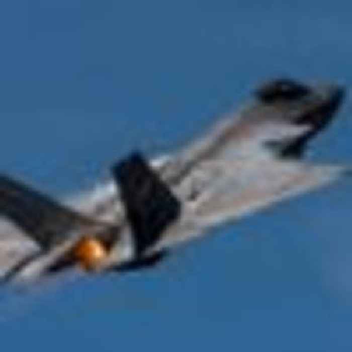 US Navy to recover F-35C from South China Sea after crash landing