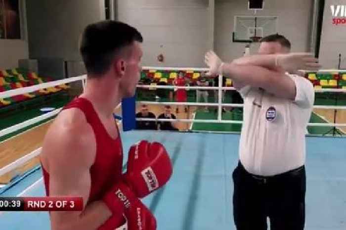 Anthony Crolla calls out 'cheating' after ref produces 'worst stoppage in history'