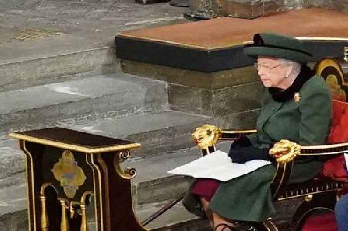 Kate Middleton's silent gesture to Queen at Prince Philip memorial