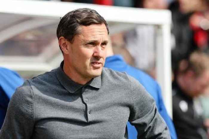 Paul Hurst's first words on Grimsby Town win and Stockport County red card
