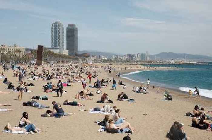 Spain travel warning as six beach rules could land holidaymakers with up to €3,000 fines
