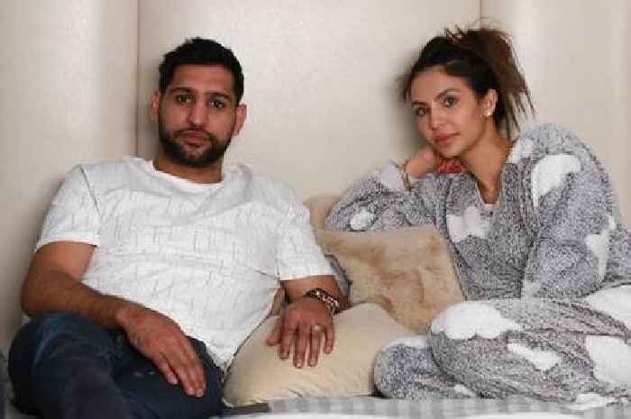Amir Khan and wife Faryal Makhdoom robbed at gunpoint