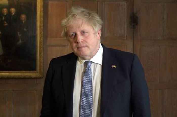 Boris Johnson covid-breach fine is comparable to a speeding ticket, cabinet minister suggests