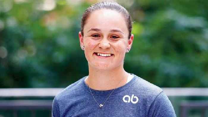 Retired tennis star Ashleigh Barty to play celebrity golf event