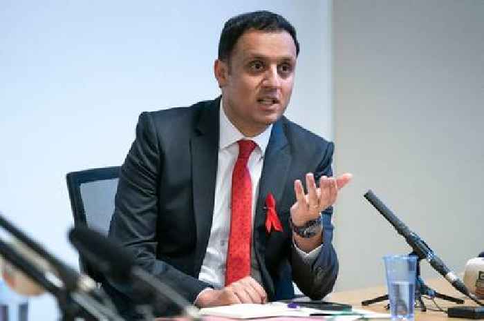 Anas Sarwar says Boris Johnson is 'greatest threat' to Union and calls for Scots Tory MPs to vote for partygate probe