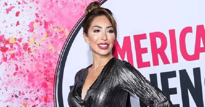 Balling Out! Farrah Abraham Ripped For Buying Dog $400 Versace Collar Amid Money Problems