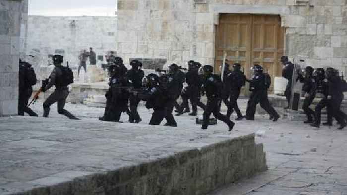 Israeli Police Storm Jerusalem Holy Site After Rock-Throwing