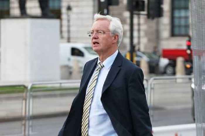 Haltemprice and Howden MP David Davis takes jibe at Russian government after his sanction