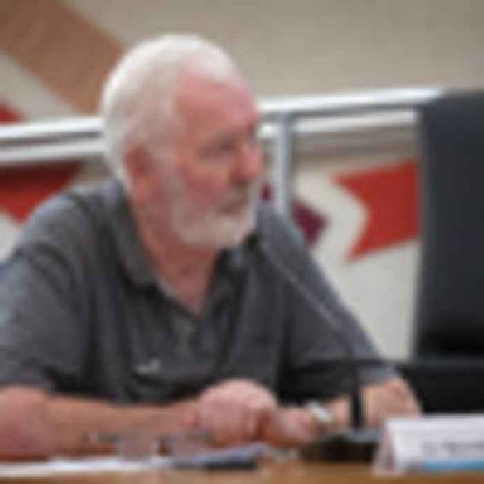 Rotorua Lakes councillor Peter Bentley resigns during fiery exchange with mayor Steve Chadwick