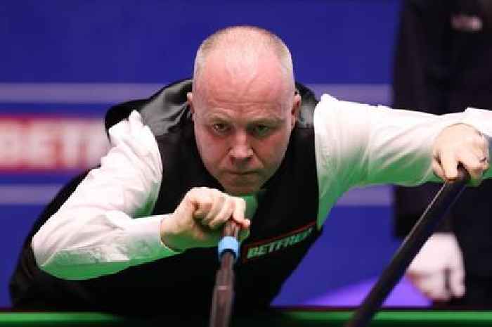 John Higgins faces uphill World Snooker Championship battle as Ronnie O'Sullivan takes semi-final lead