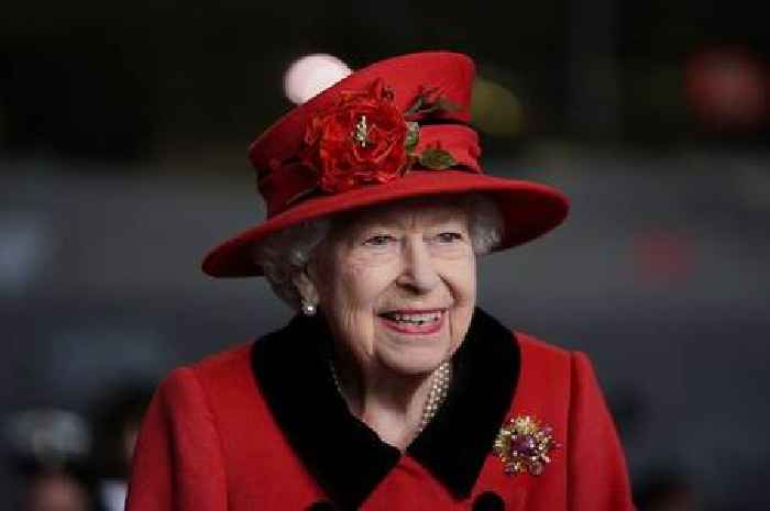 Queen may not appear on Buckingham Palace balcony for Jubilee, insider warns