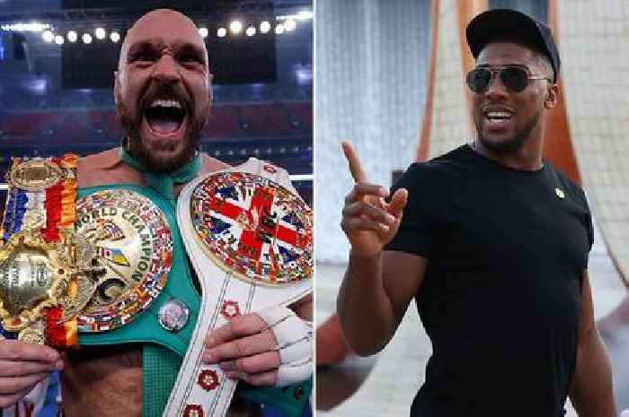 Putting money on Tyson Fury to beat Anthony Joshua branded 'like betting on Floyd Mayweather'