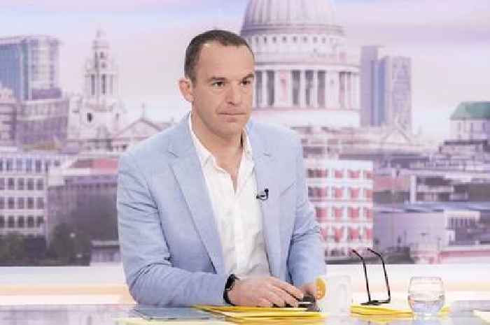 Martin Lewis says switch to Universal Credit from benefits is throwing poor 