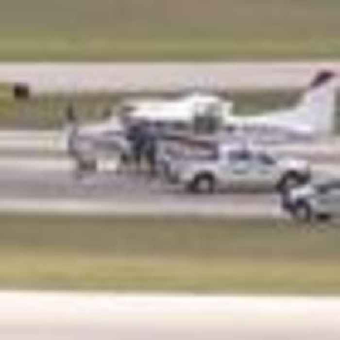 Passenger forced to land plane near Florida after pilot falls unconscious