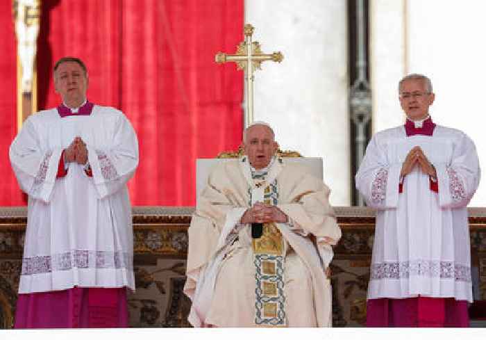 Pope declares 10 new saints, including Dutch priest killed by Nazis