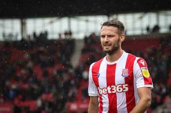 Major contract update at Stoke City with Nick Powell and Mario Vrancic