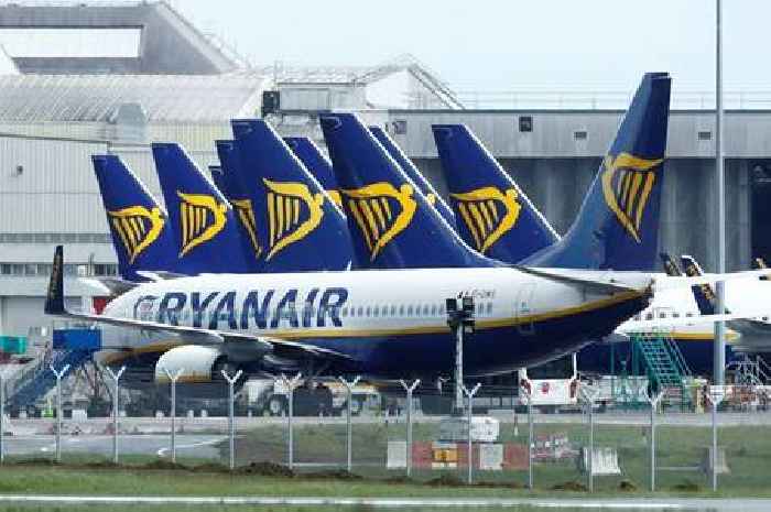Ryanair issues warning to all passengers over flight prices and airport delays