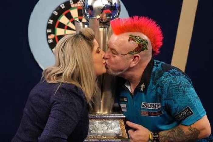 ‘Poorest’ darts player Peter Wright is paid a wage by his wife and takes Pot Noodles on tour