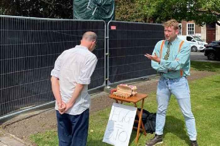 Man 'selling eggs' outside Margaret Thatcher statue in Grantham