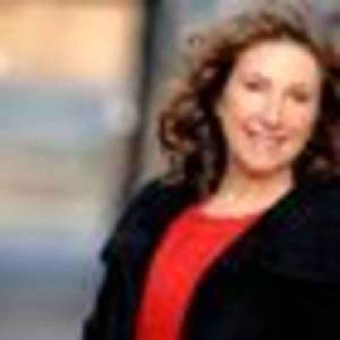 Kay Mellor, writer of hit TV dramas Fat Friends and The Syndicate, dies aged 71