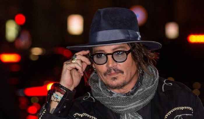 Lack Of Loyalty? Amber Heard's Friend Claims Johnny Depp Would Get Drunk & Insult His Die-Hard Fans