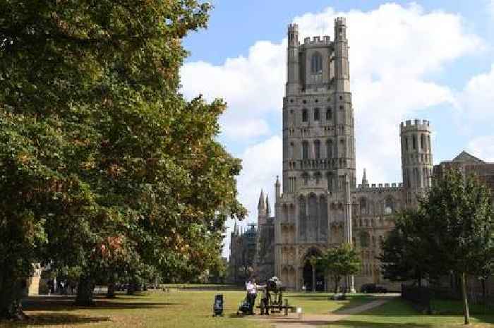 Queen's Platinum Jubilee: Princess Anne unveils table made from 5,000 year old oak at Ely Cathedral