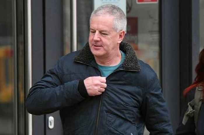 Hull man calls 'treason' over criminal damage conviction