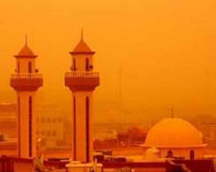 Mideast sandstorms snarl traffic, close schools, harm health