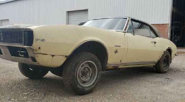 This 1967 Camaro RS Begs To Be Saved, It Has Good and Bad News