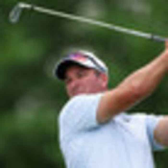 Golf: Ryan Fox solid again as Tiger Woods safely makes cut