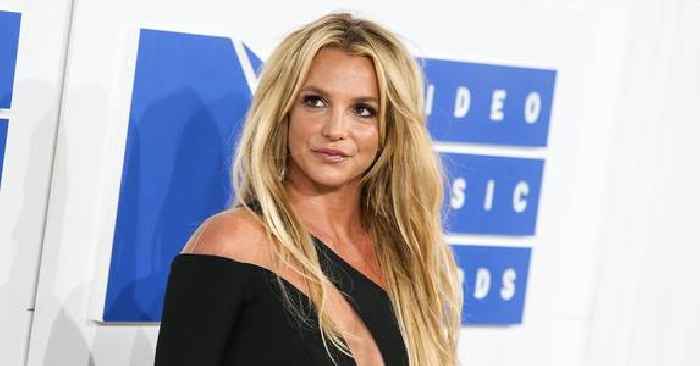 Britney Spears 'Having Emergency Therapy Sessions At All Hours Lately,' Spills Source