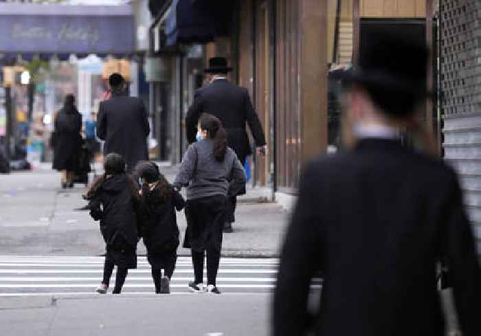 How are New York’s Jews affected by the new congressional district map
