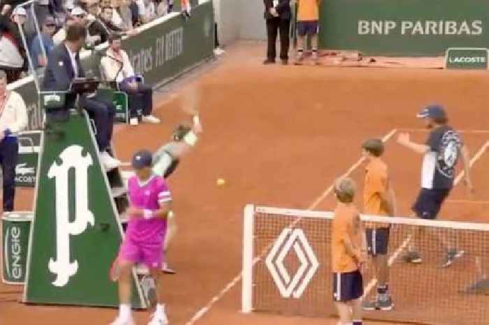 Russian tennis star loses his cool at French Open and almost takes out court-sweeper