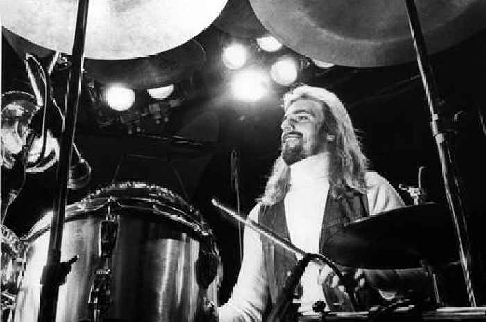 Yes rock drummer Alan White dies aged 72