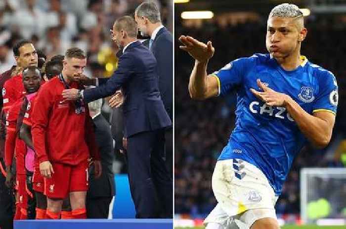 Everton's Richarlison posts brutal meme after Liverpool defeat to leave fans in stitches