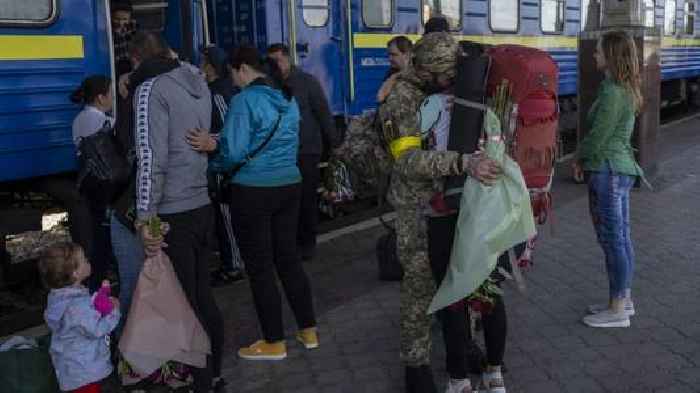 Russia Takes Small Cities, Aims To Widen East Ukraine Battle