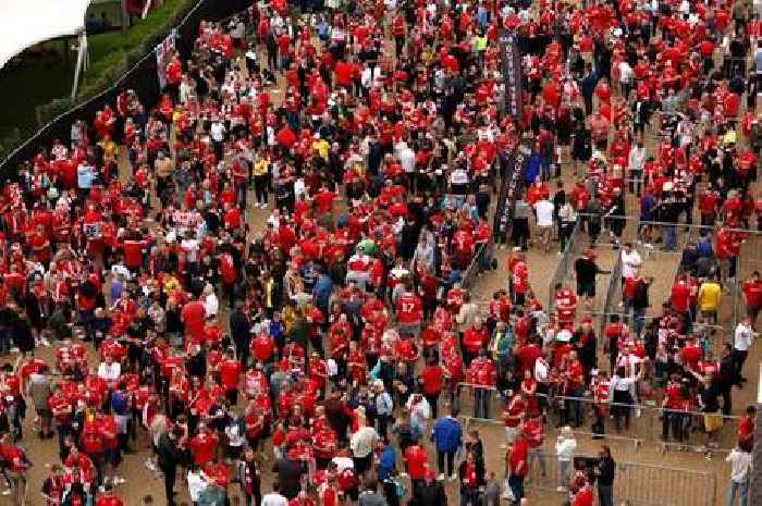 Watch as Nottingham Forest fans bring the noise by belting out Mull of Kintyre at Wembley