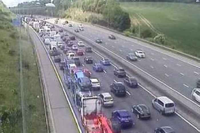 Live M25 traffic updates as road blocked due to multi-vehicle crash near Rickmansworth