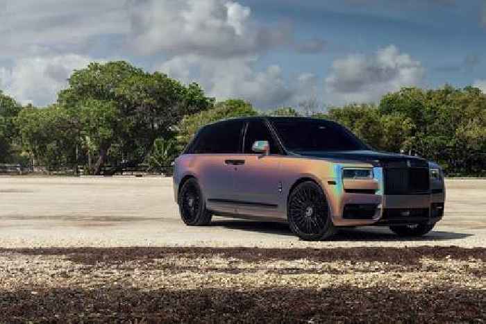 Marcell Ozuna's New Rolls-Royce Cullinan With Color-Changing Wrap Is Far From Subtle