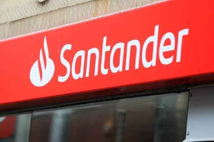 Santander down: Customers report issues as Barclays, Halifax, Lloyds, Nationwide and Monzo also affected