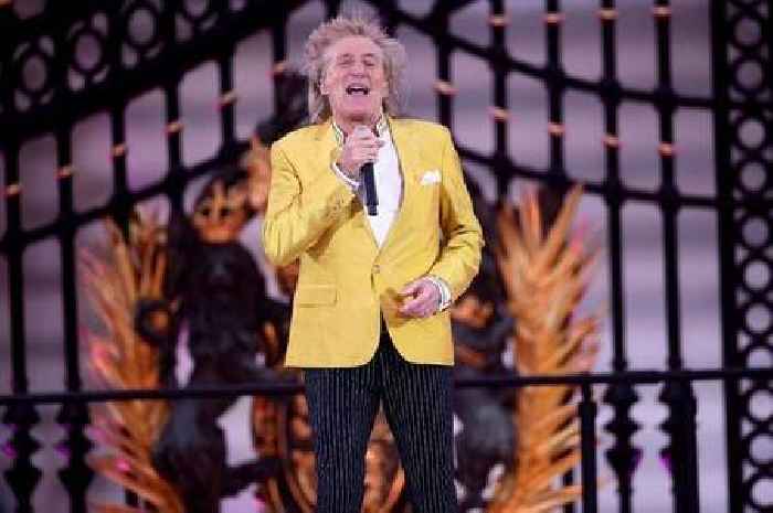 Celtic fan Rod Stewart 'made' to sing Rangers song Sweet Caroline by the BBC