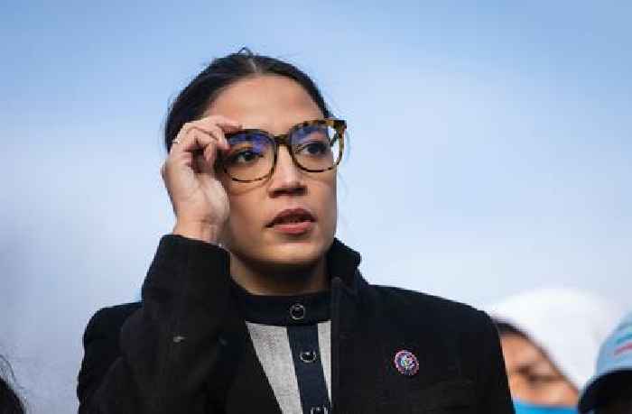 AOC Endorses Primary Challenger To Top Democrat Running House Reelection Campaign