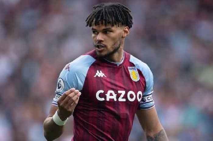 Aston Villa sent mixed Tyrone Mings message after Newcastle United transfer claim